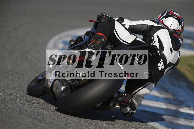 /Archiv-2024/01 26.-28.01.2024 Moto Center Thun Jerez/Gruppe rot-red/backside